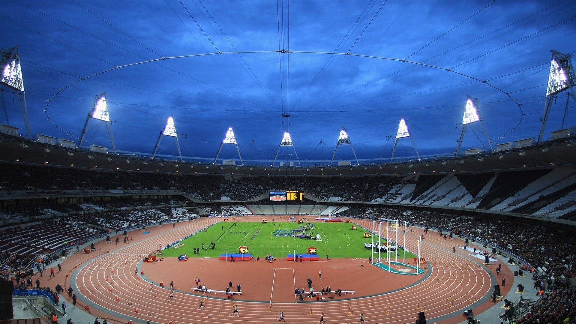 世界杯2026-轻取山西！杰伦格林24+6+5准三双，稳定输出令快船球迷安心